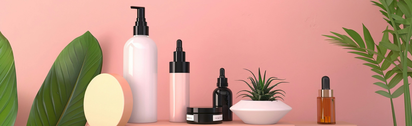 Laboratorio Cosmético de Fabricación a Terceros Conjuntamente con el Cliente, se determinan las necesidades a cubrir; los objetivos cosméticos del producto a desarrollar; el tipo de textura deseada; la gama de fragancias a utilizar; el tipo de usuario; su canal de distribución; el posicionamiento; una orientación sobre el nivel de coste / precio requerido … Además se toma nota de todas las características específicas que sean determinantes para el Cliente, de cualquier tipo (color, olor, textura, viscosidad, para un tipo de envase concreto….) Con todo ello se cumplimenta el Dossier del Proyecto.